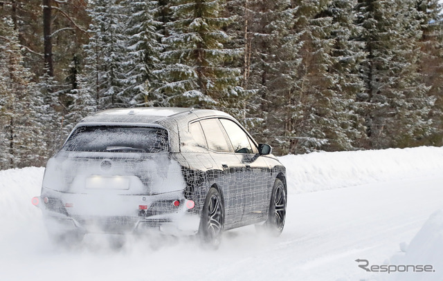 BMW iX5 開発車両 スクープ写真