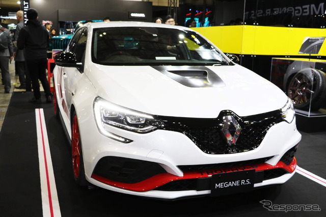 ルノー・メガーヌR.S.トロフィーR‘カーボン・セラミックパック’(東京オートサロン2020)