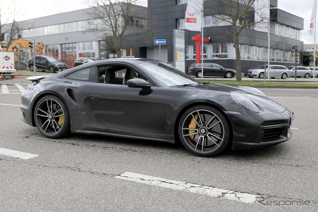 ポルシェ 911ターボS 新型プロトタイプ (スクープ写真)