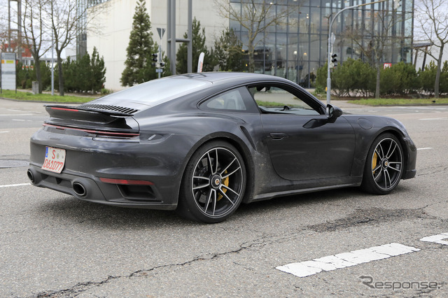 ポルシェ 911ターボS 新型プロトタイプ (スクープ写真)