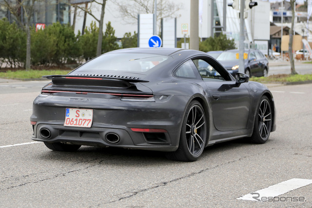 ポルシェ 911ターボS 新型プロトタイプ (スクープ写真)