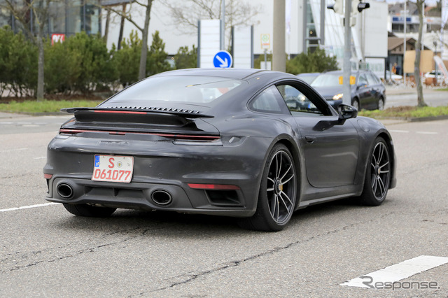 ポルシェ 911ターボS 新型プロトタイプ　（スクープ写真）