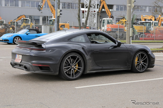 ポルシェ 911ターボS 新型プロトタイプ (スクープ写真)