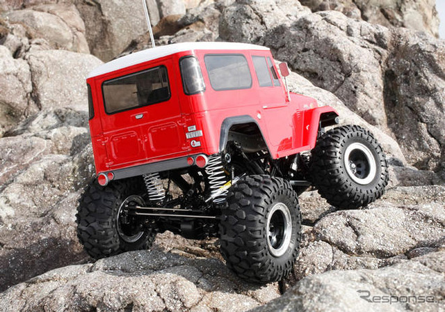 タミヤ、RC ランクル40を発売…ロックローリングにも対応した