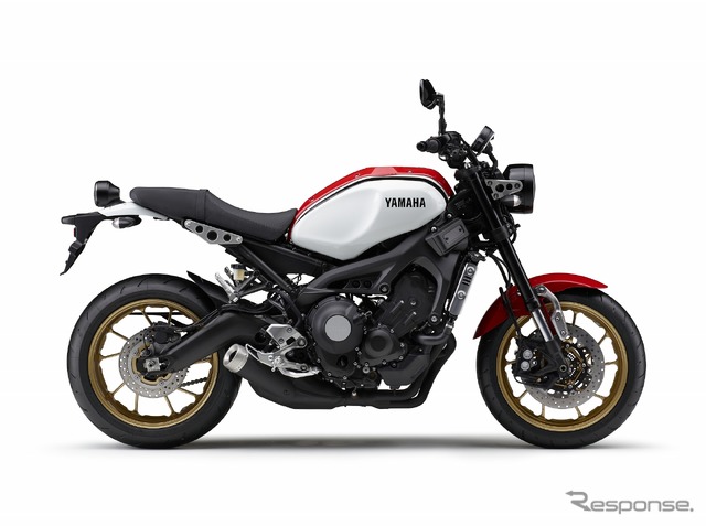 ヤマハ XSR900 ABS(ホワイト)