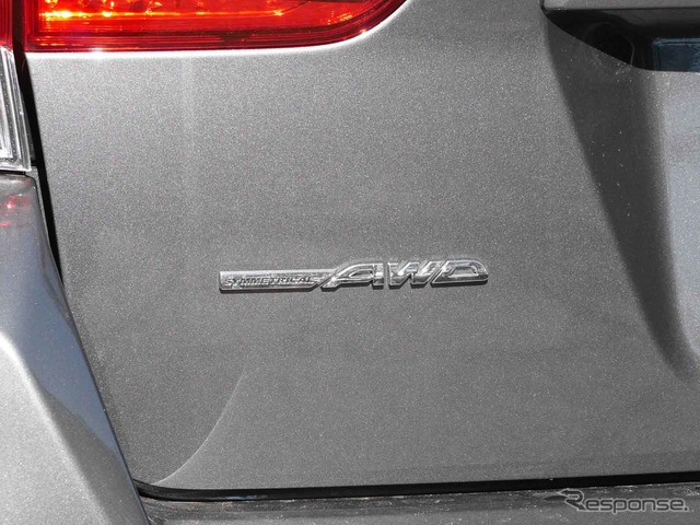 スバル インプレッサ 改良新型(2.0i-S)