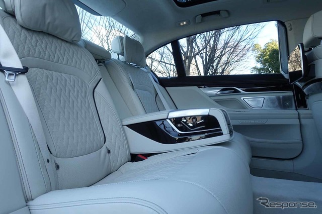 BMW 7シリーズ 新型(M760i xDrive)