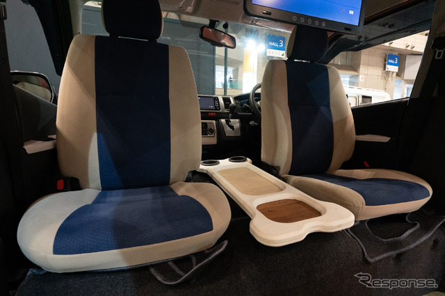 ダイレクトカーズ「ドッグエース」(ジャパン・キャンピングカーショー2020)