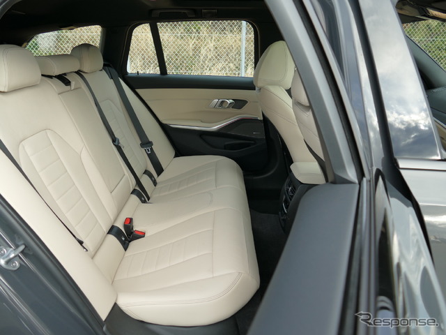 BMW 3シリーズツーリング 新型(320d xDrive Touring M Sport)