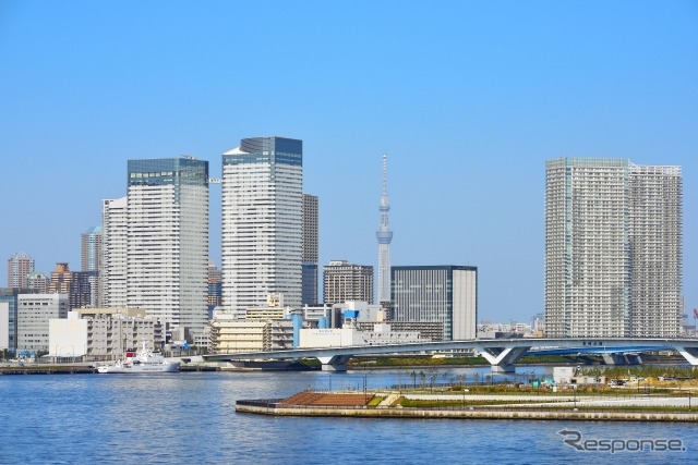 豊洲大橋。左が晴海、右が豊洲。