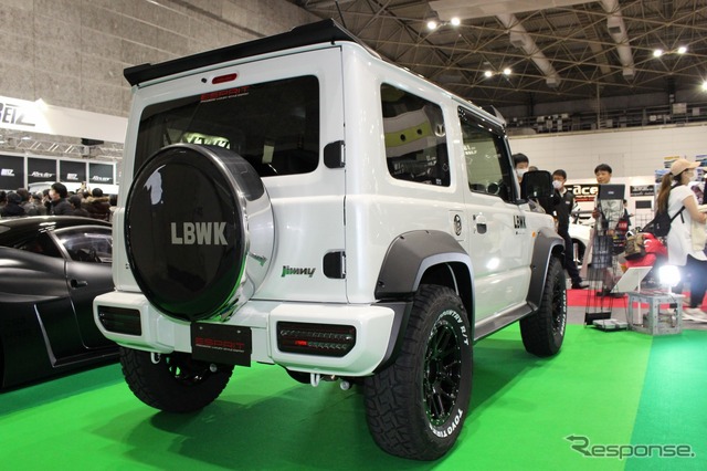 リバティーウォークが展示したLB☆nation G-mini。Gを思わせるフルコンプリートカーとして用意された。