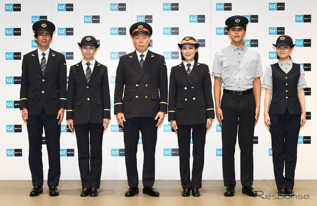 ネイビーを基調とした駅長(男女別)と係員の新制服のデザイン。