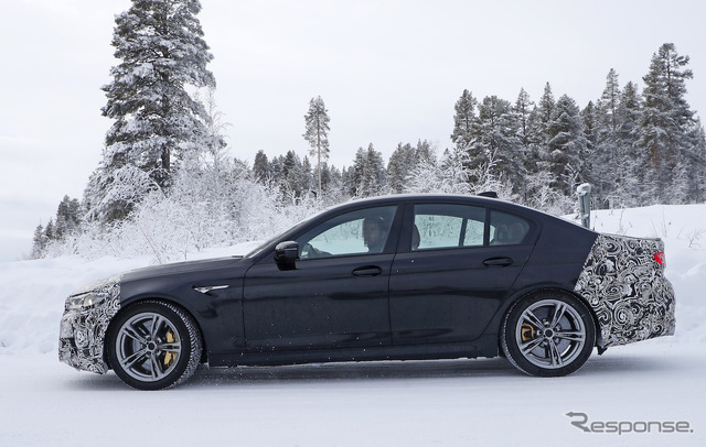 BMW M5 改良新型プロトタイプ スクープ写真