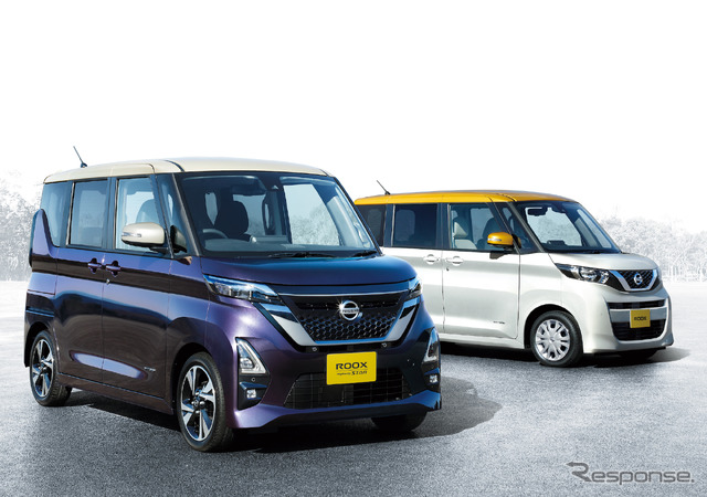 日産ルークス(奥)と日産ルークス ハイウェイスター(手前)