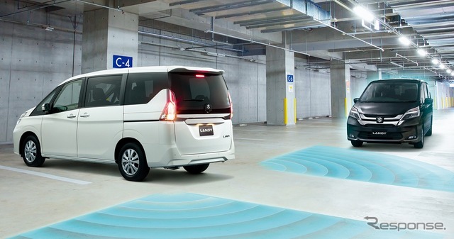 スズキ ランディ RCTA(後退時車両検知警報)