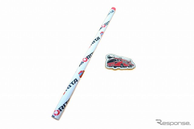 参加賞:モリタオリジナル消防車えんぴつ&消防車マグネットセット