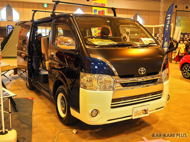 旧車も輸入車も吊るしの新車も! ジャンルの垣根を越えた4年ぶりのトレジャーマーケット