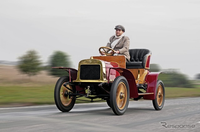 シュコダの最初の自動車、ヴォワチュレットA（1905年）