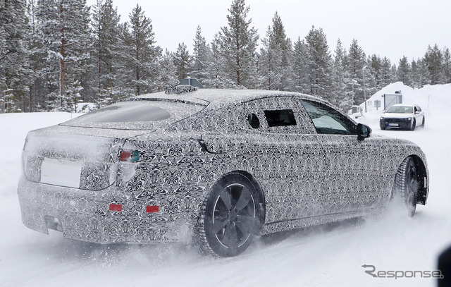 ジャガー XJ 次期型プロトタイプ(スクープ写真)