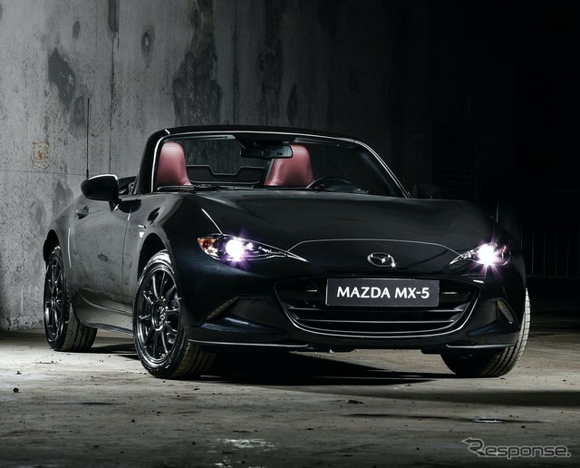 マツダ MX-5（ロードスターに相当）のユーノス エディション