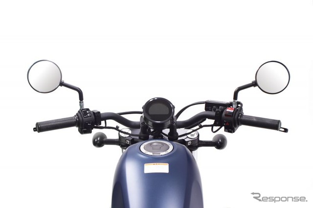 ツーリングスポーツハンドルバー(レブル250)