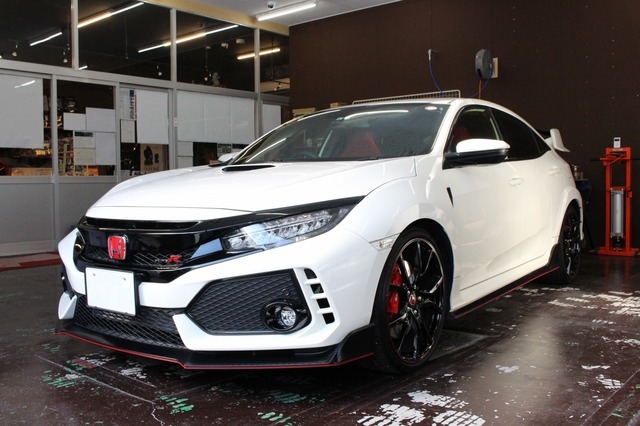 car audio newcomer! ホンダ シビック タイプR(オーナー:岡田勇介さん) by custom&car Audio PARADA 前編