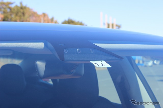 テスラ モデル3(スタンダードレンジプラス vr10.0搭載モデル)