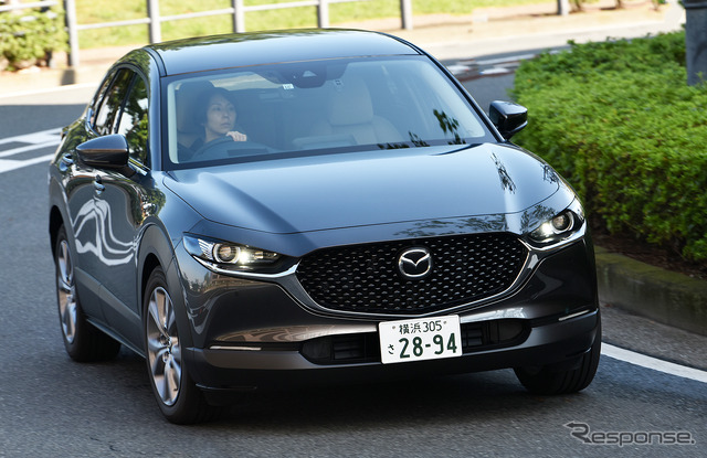 マツダ CX-30