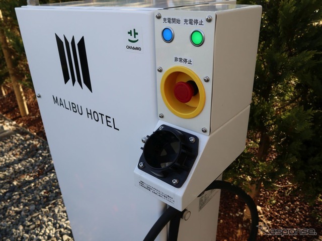 充電能力は25kW前後とみられ、分類上は「中速」充電となる