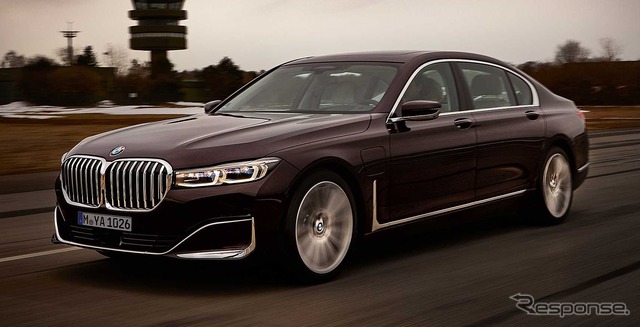 現行BMW 7シリーズ のPHV「745Le」（参考画像）