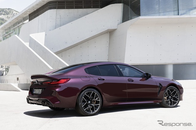 BMW M8グランクーペ