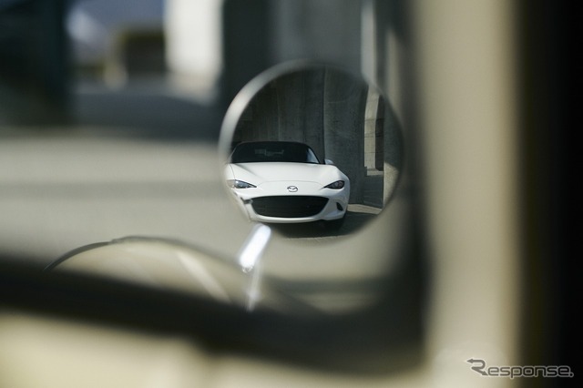 マツダ ロードスター100周年特別記念車(写真は海外仕様車)
