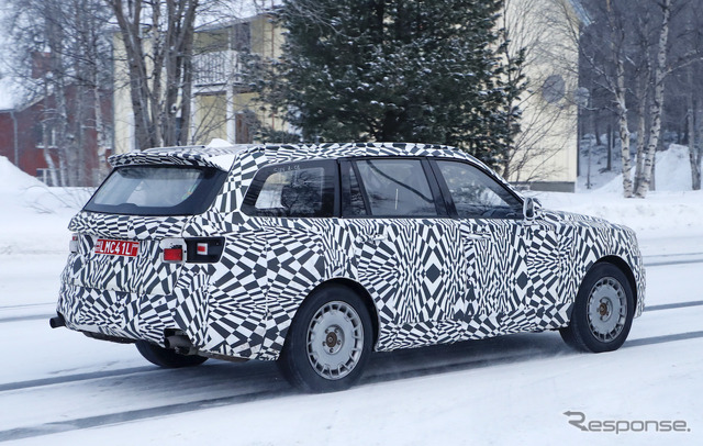 アウルス コマンダント 開発車両(スクープ写真)