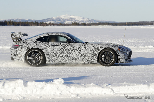 メルセデス AMG GT R ブラックシリーズ開発車両(スクープ写真)