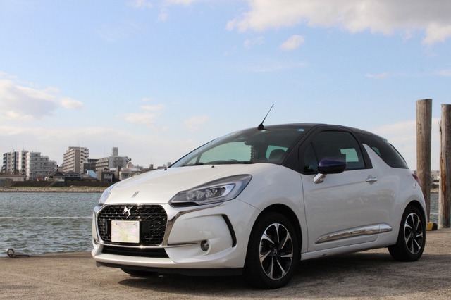 car audio newcomer! シトロエン DS3 カブリオ(オーナー:峯岸絵美子さん) by アークライド 後編