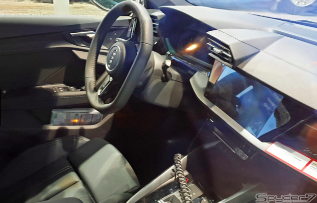 アウディ RS3 ハッチバック 次期型 スクープ写真