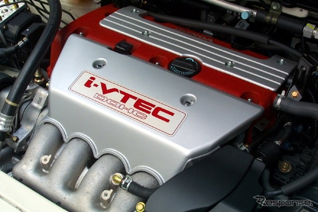 【試乗+価格調査(ホンダ・シビックTYPE R)】21世紀も走り屋から拍手喝采が沸き上がる --- (試乗編)