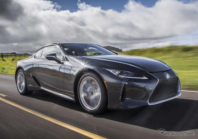 レクサス LC 500h の2021年モデル(北米仕様)