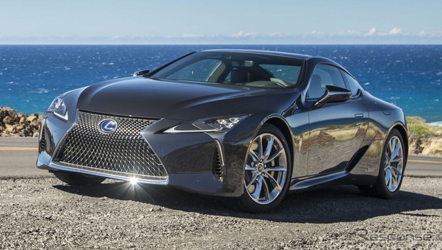 レクサス LC 500h の2021年モデル(北米仕様)