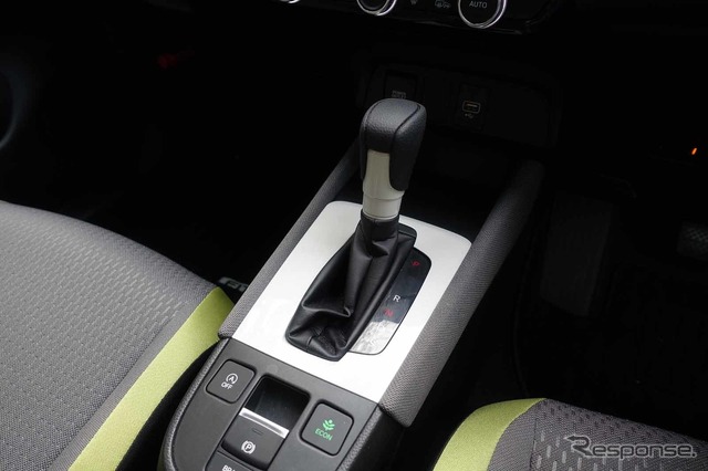 ホンダ フィット 新型(NESS)