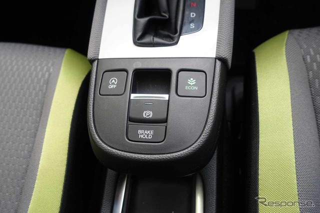 ホンダ フィット 新型(NESS)