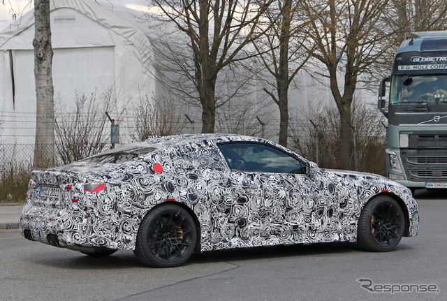BMW M4 新型プロトタイプ(スクープ写真)