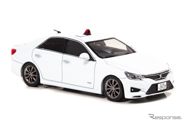 トヨタ マーク X 350S +Mスーパーチャージャー(GRX133)2016 警視庁高速道路交通警察隊車両