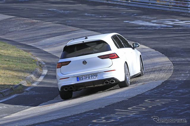 VW ゴルフR 新型プロトタイプ(スクープ写真)