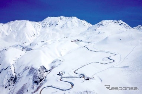 立山黒部アルペンルート、春の室堂平周辺