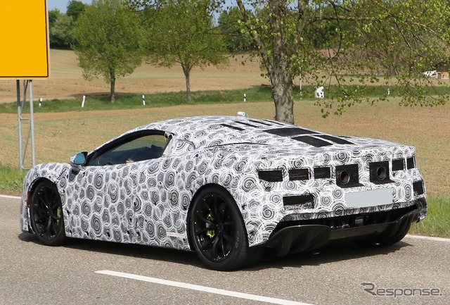 マクラーレンの新型ハイブリッド車のプロトタイプ(スクープ写真)