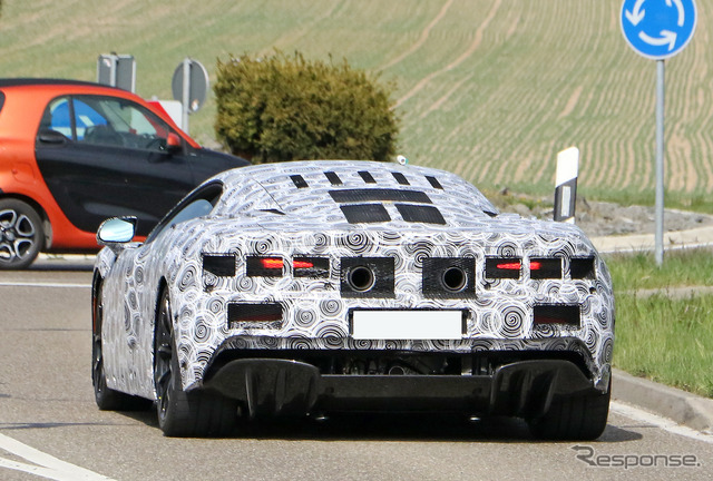 マクラーレンの新型ハイブリッド車のプロトタイプ(スクープ写真)