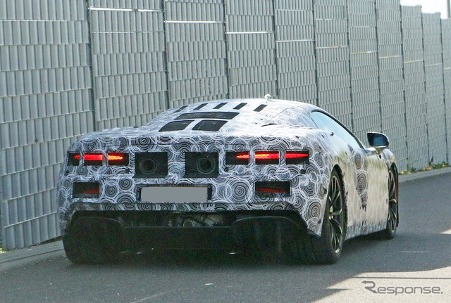 マクラーレンの新型ハイブリッド車のプロトタイプ(スクープ写真)