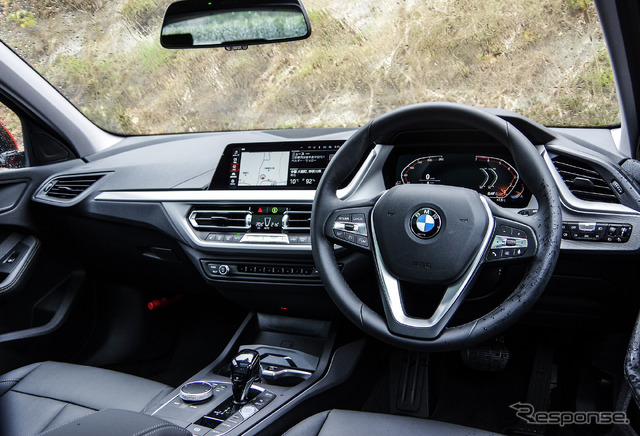 BMW 1シリーズ 新型(118i)