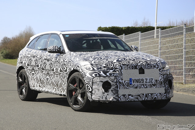 ジャガー F-PACE SVR 改良新型 プロトタイプ スクープ写真